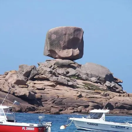Expose Plein Sud Vu Sur Le Port De Plaisance Daire