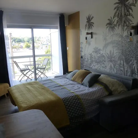 Expose Plein Sud Vu Sur Le Port De Plaisance Apartment *